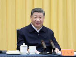 習近平主持召開部分省區市“十五五”時期經濟社會發展座談會強調：適應形勢變化 把握戰略重點 科學謀劃“十五五”時期經濟社會發展。